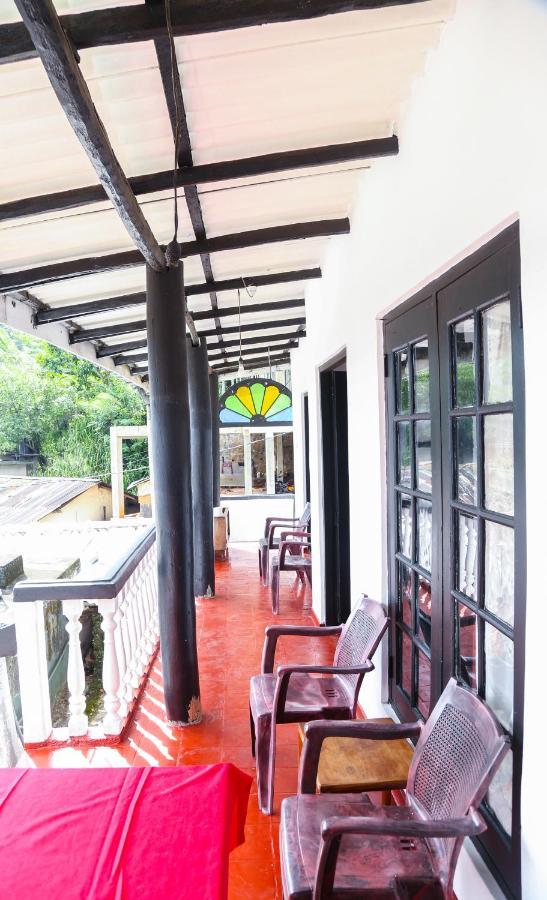 Sakura Hill Apartman Kandy Kültér fotó